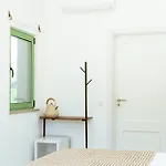 Πανσιόν Spot Local